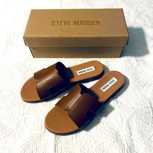 Steve Madden slid on sandals